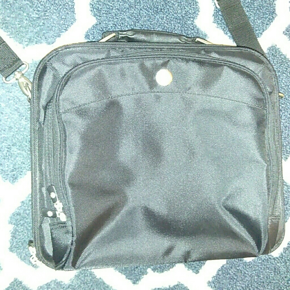 Like new Laptop case - Picture 2 of 8